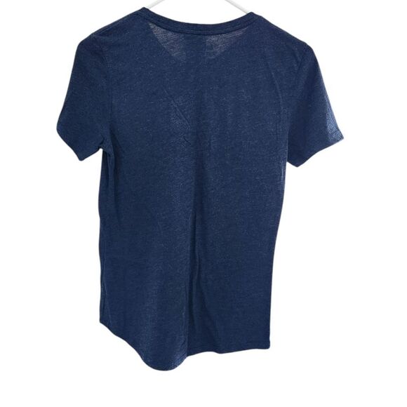 Nike Shirt - Picture 2 of 4